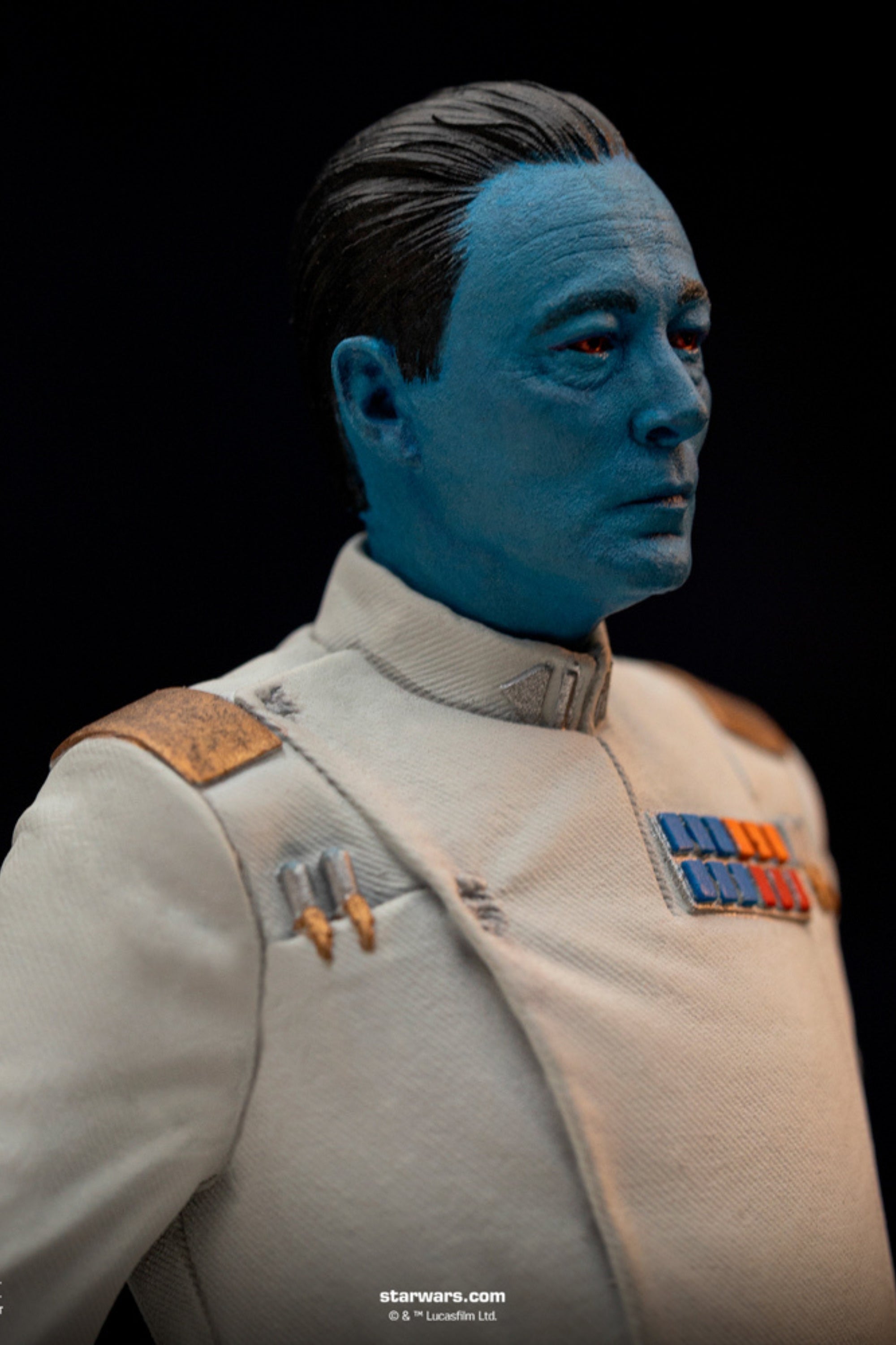 IRON STUDIOS - Grand Admıral Thrawn – Art Scale 1/10 Statue